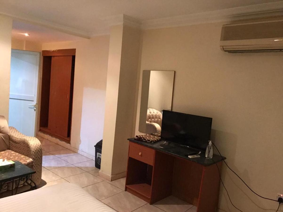 Al Aziziyah Hotel And Suites Khamis Mushait Exterior foto